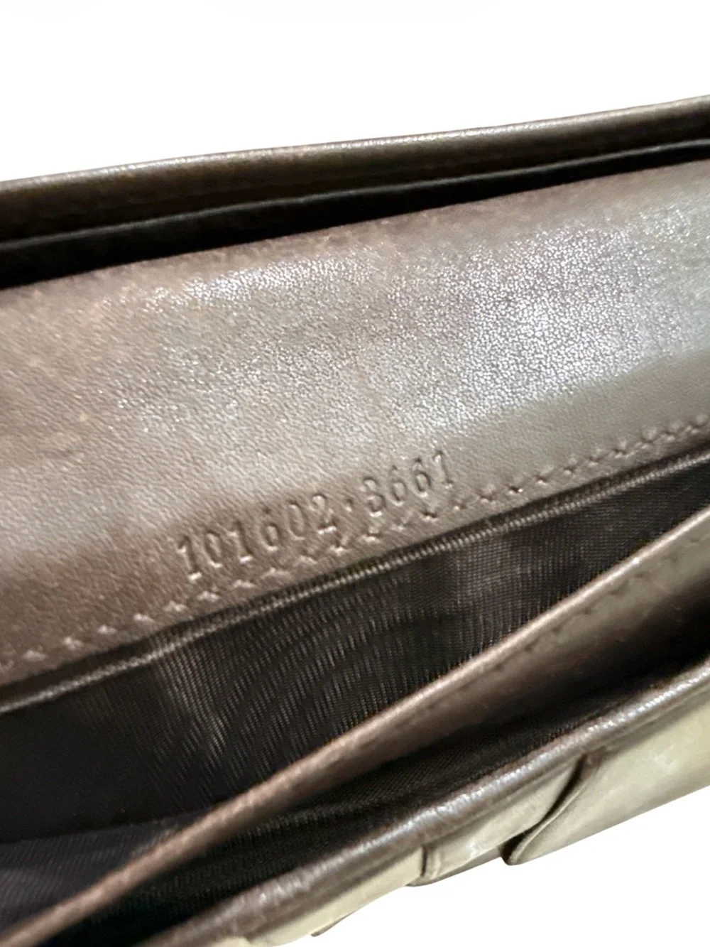 Vintage Gucci Brown GG Monogram Continental Wallet with Silver Hardware - Picture 4 of 6